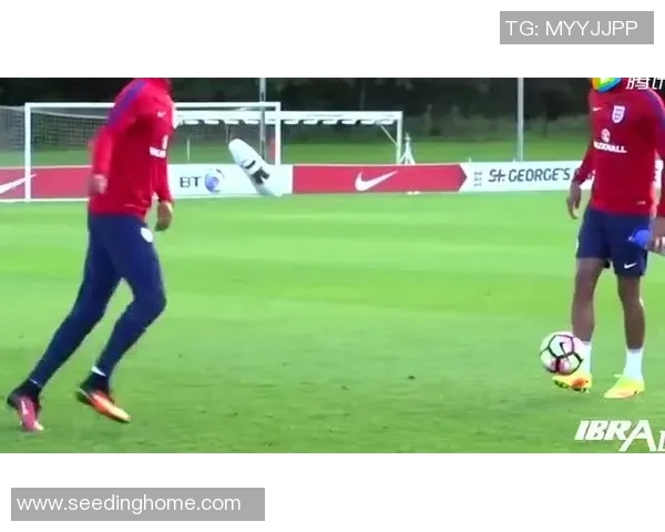 模仿足球球星长传技巧训练提高精准度与视野拓展的全方位训练方法